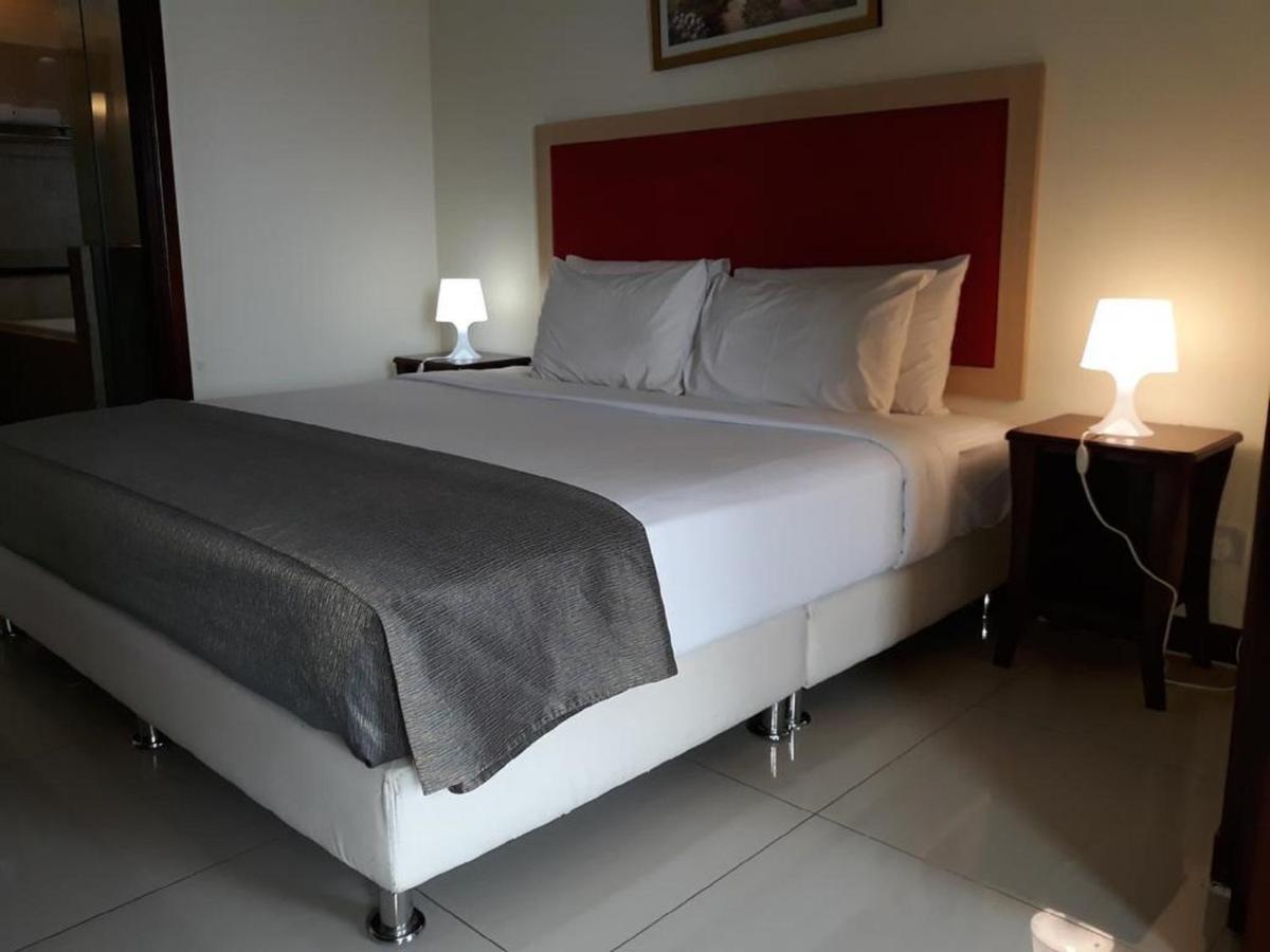 Residence Suite At Berjaya Times Square Kl Куала-Лумпур Экстерьер фото