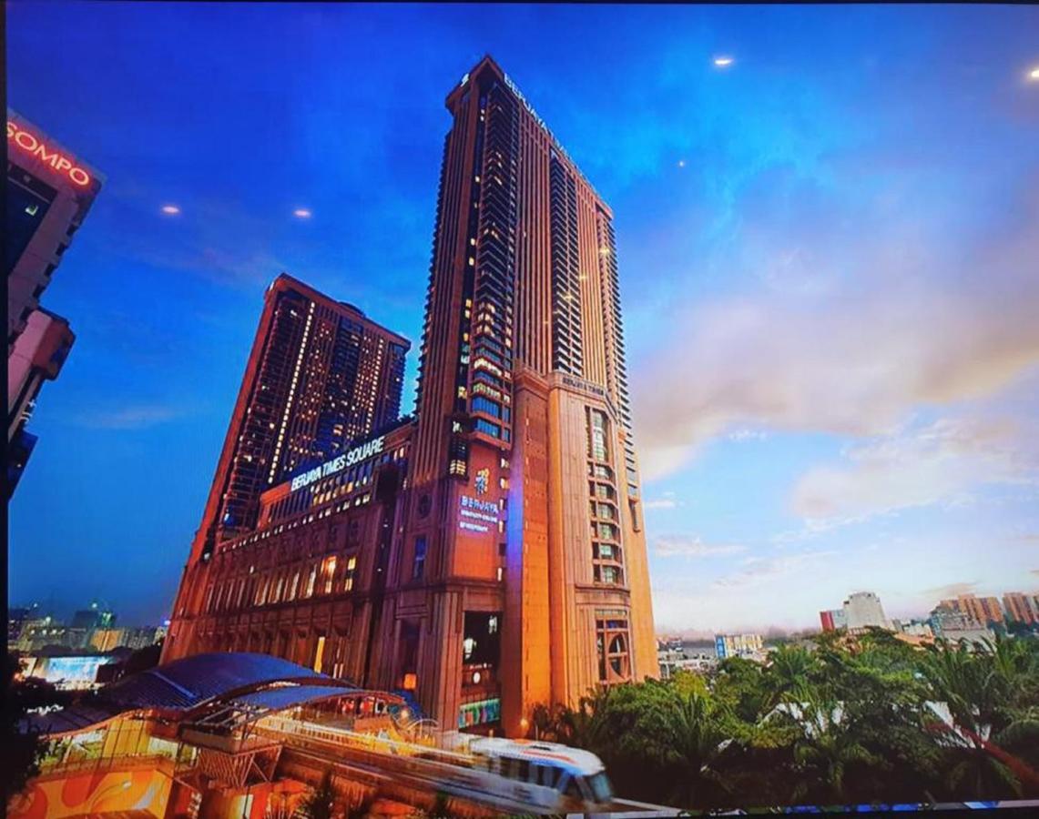 Residence Suite At Berjaya Times Square Kl Куала-Лумпур Экстерьер фото
