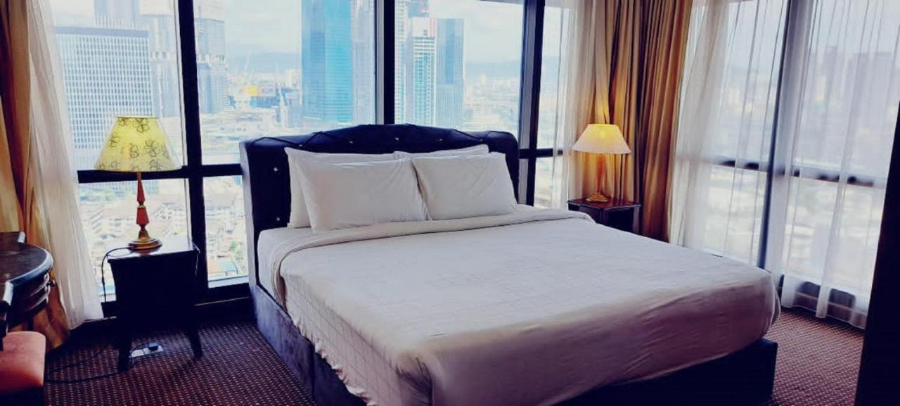 Residence Suite At Berjaya Times Square Kl Куала-Лумпур Экстерьер фото